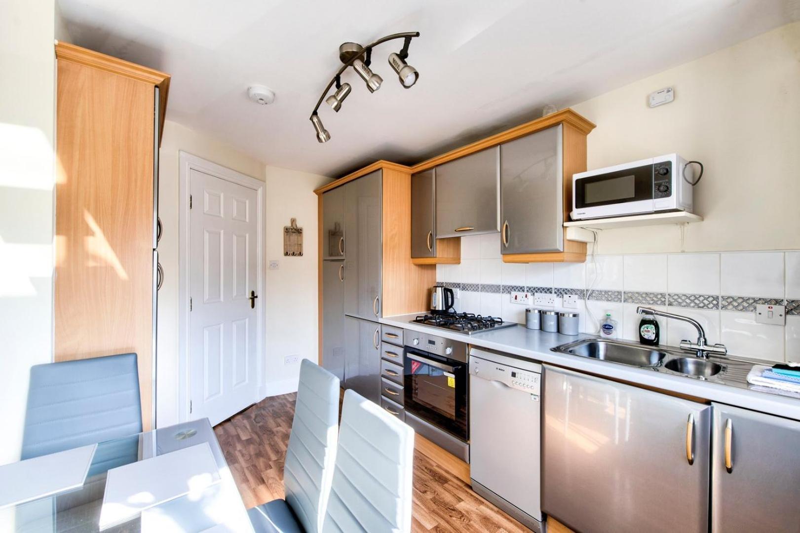 Guestready - Nice 3Bdr Apart W/ Private Parking Эдинбург Экстерьер фото